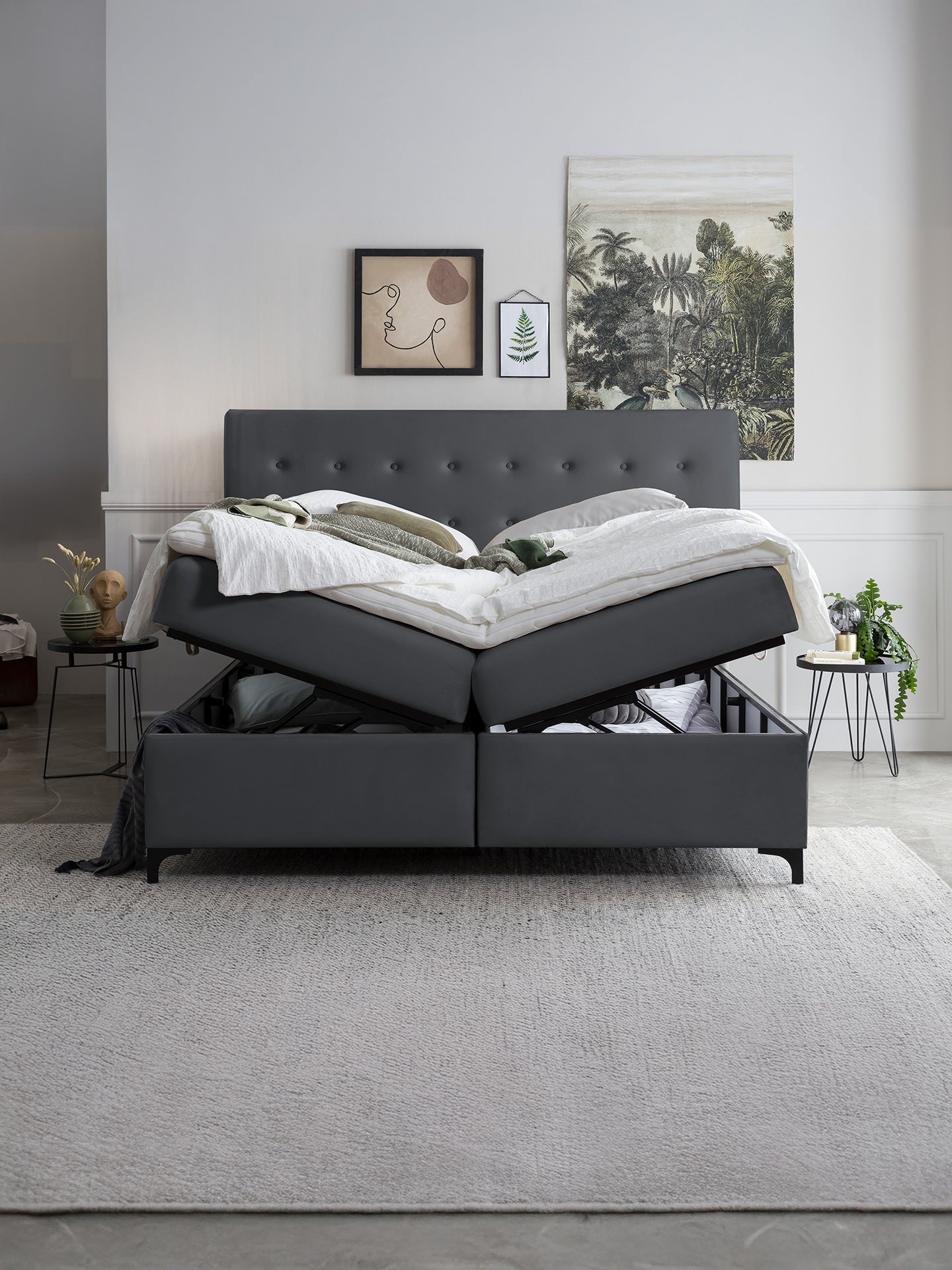 Boxspringbett mit Stauraum MILANO in Velours Schwarz