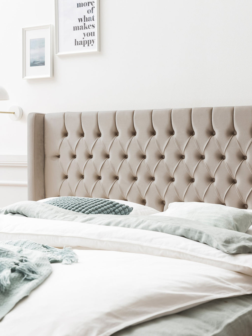 Velours Bett mit Stauraum Taupe FLORIDA BettCo Boxspringbetten