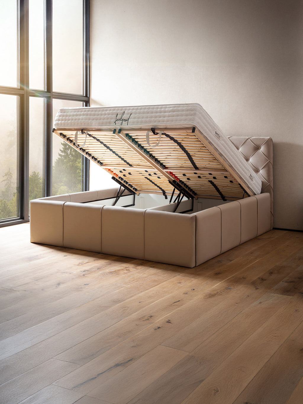 Velvet Bett mit Stauraum Taupe NELLY