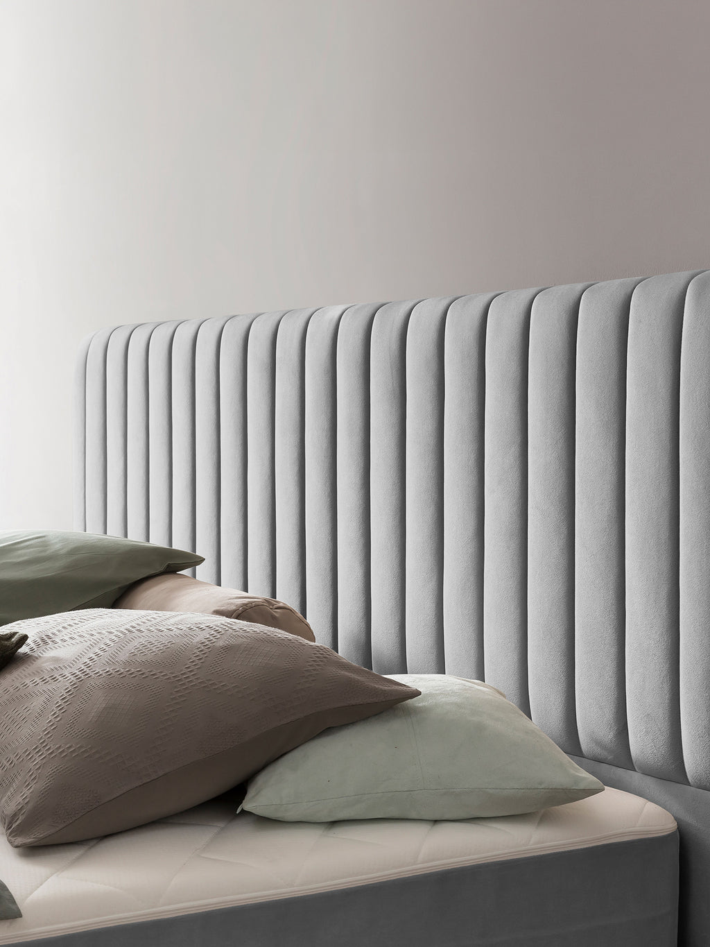 Velours Bett mit Stauraum Grau Paris