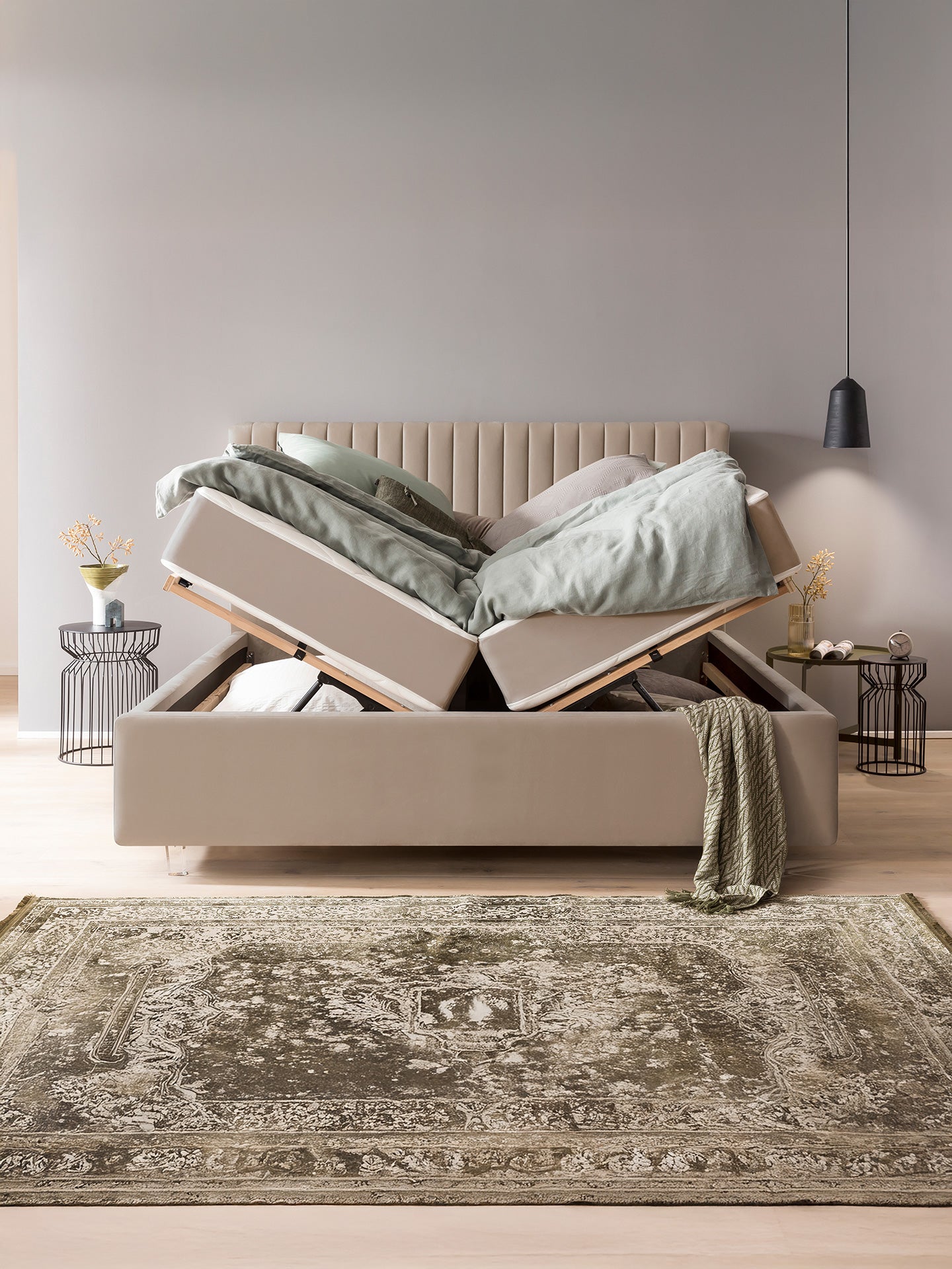 Velours Bett mit Stauraum Taupe Paris