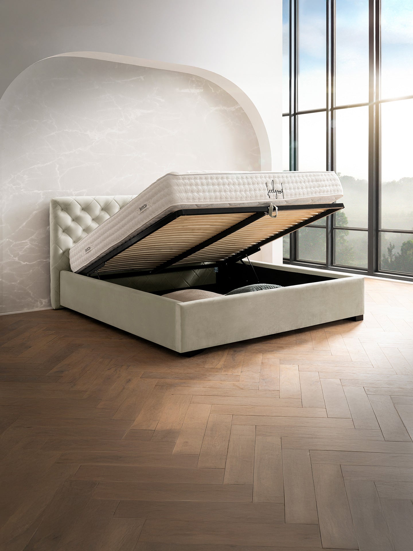 Velvet Bett mit Stauraum Altweiß STELLA