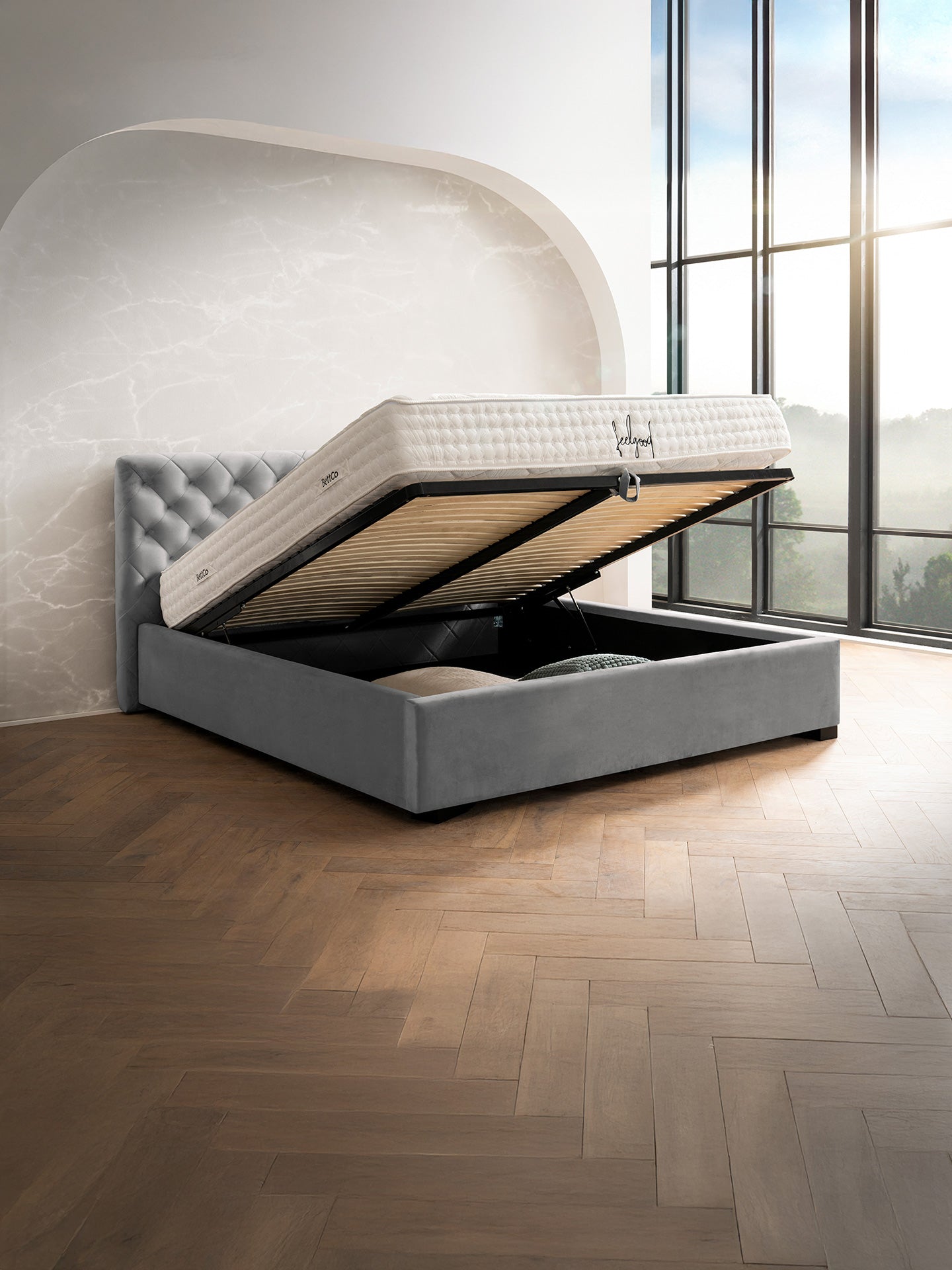 Velvet Bett mit Stauraum Grau STELLA