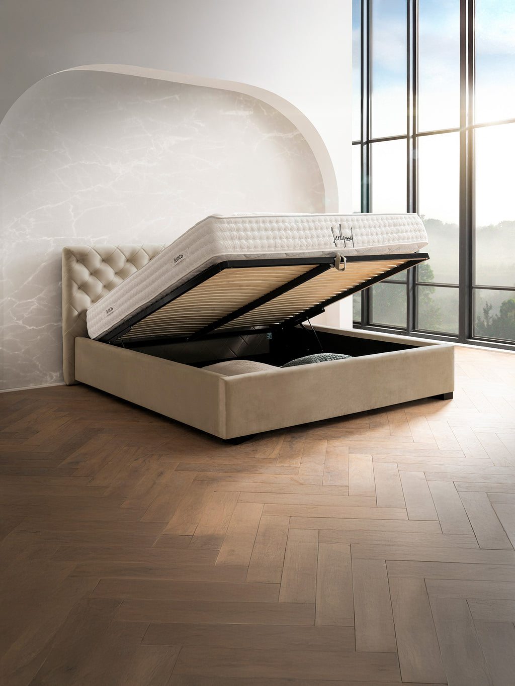 Velvet Bett mit Stauraum Taupe STELLA