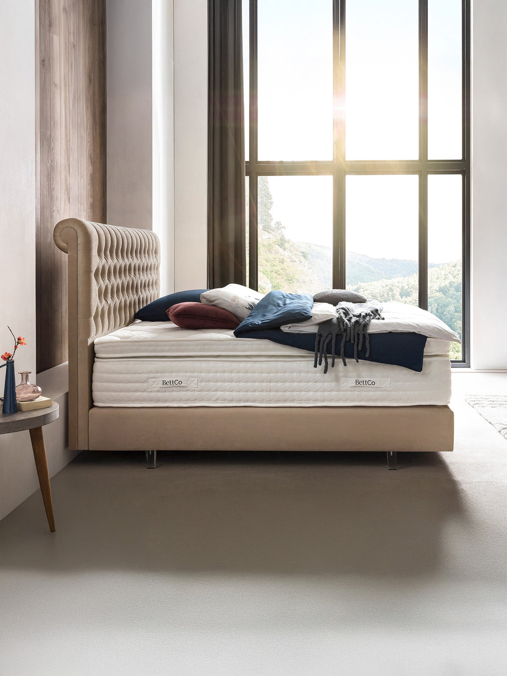 Samt Boxspringbett Beige CHESTER