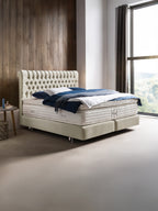 Samt Boxspringbett Creme CHESTER