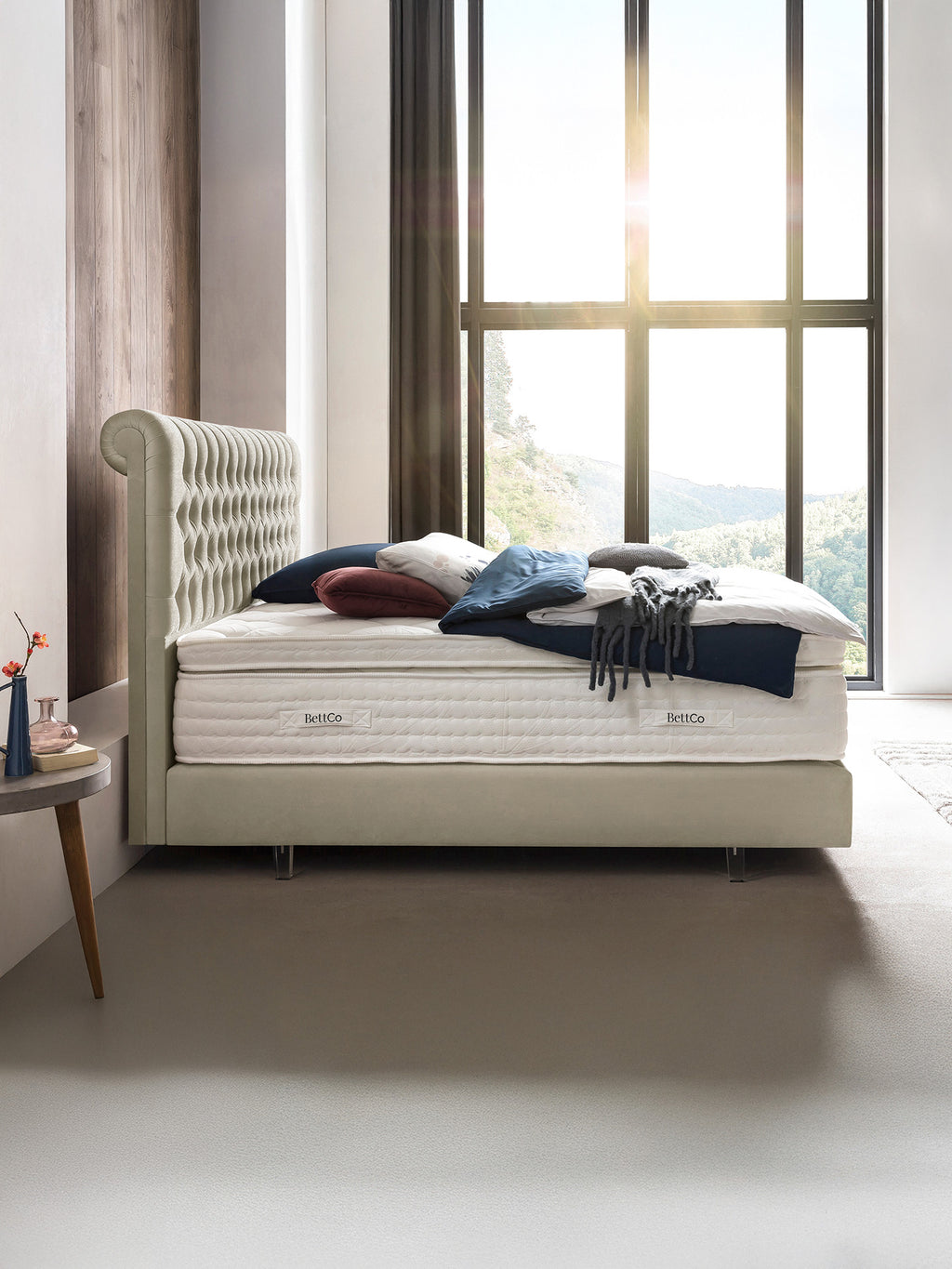 Samt Boxspringbett Creme CHESTER