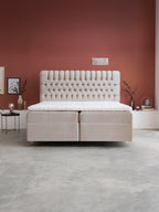 Samt Boxspringbett mit Stauraum Beige CHESTER