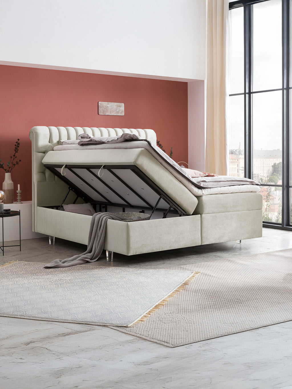 Samt Boxspringbett mit Stauraum Creme CHESTER