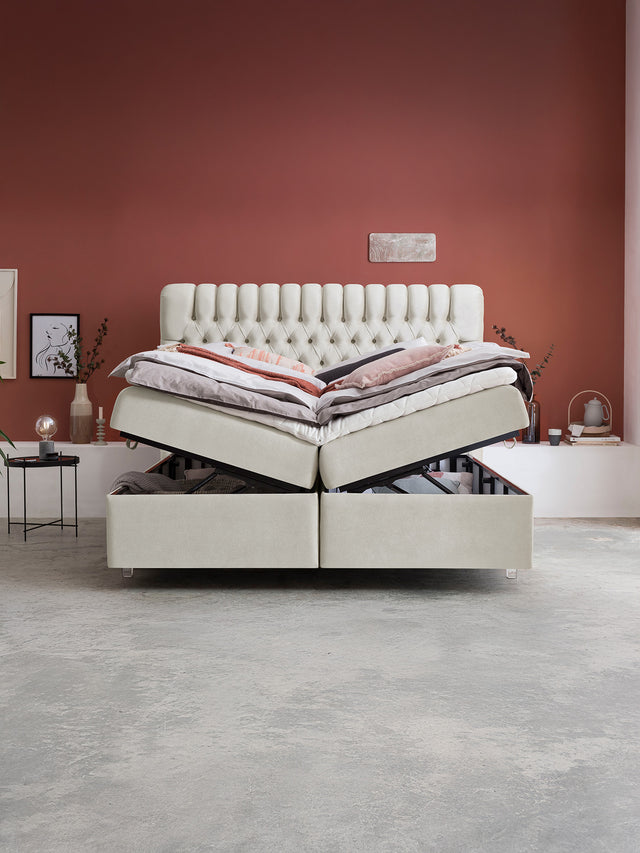 Samt Boxspringbett mit Stauraum Creme CHESTER
