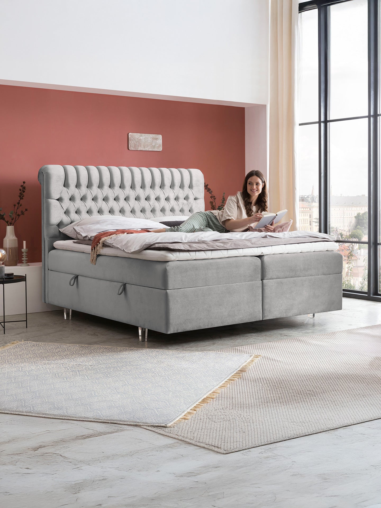 Samt Boxspringbett mit Stauraum Grau CHESTER