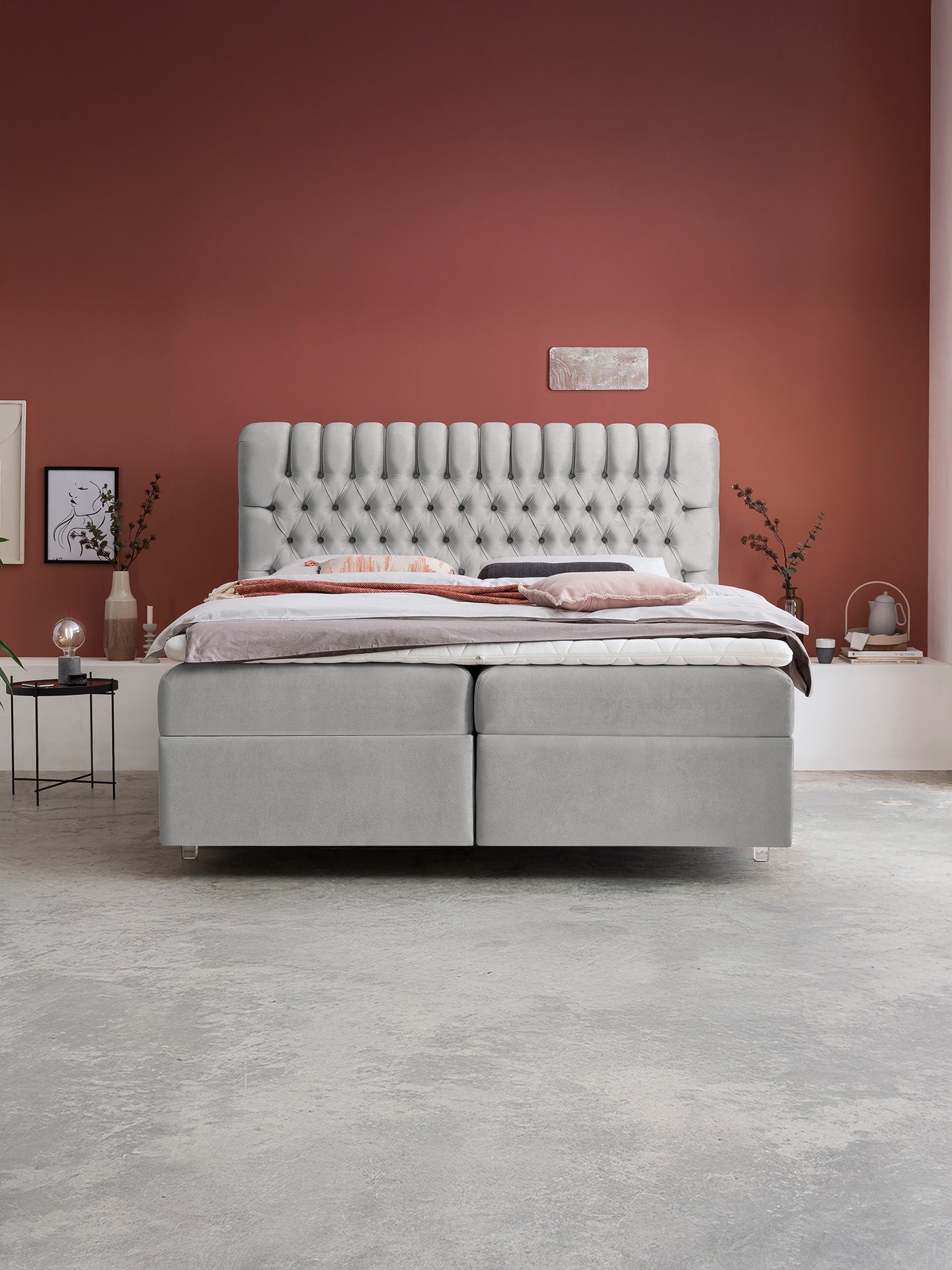 Samt Boxspringbett mit Stauraum Grau CHESTER