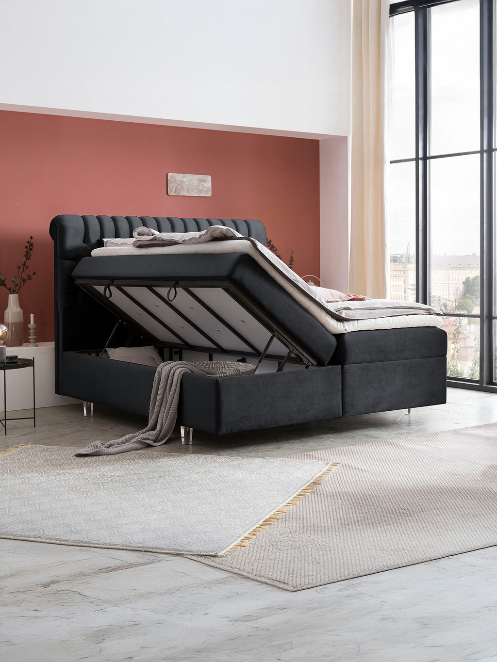 Samt Boxspringbett mit Stauraum Schwarz CHESTER