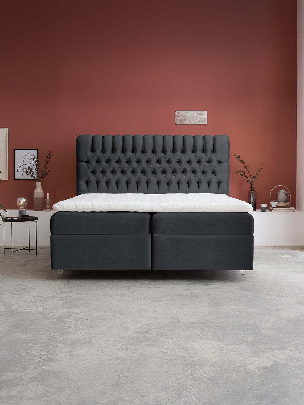 Samt Boxspringbett mit Stauraum Schwarz CHESTER