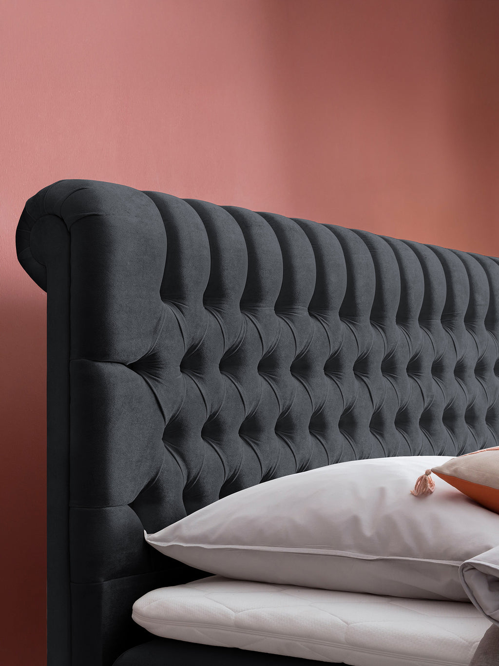 Samt Boxspringbett mit Stauraum Schwarz CHESTER