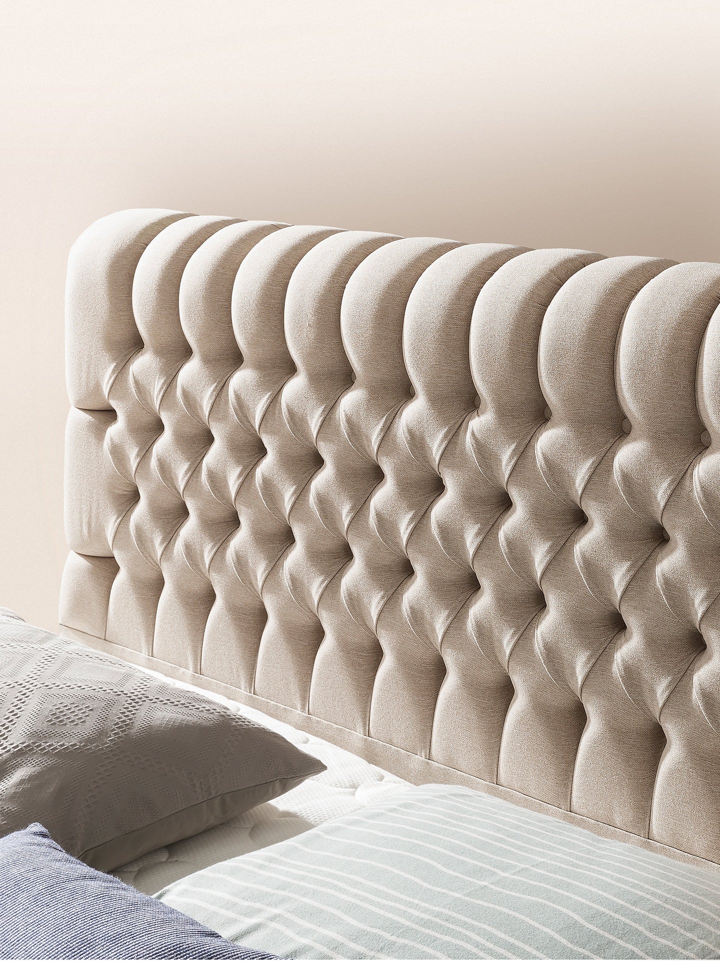 Webstoff Boxspringbett mit Stauraum Beige CHESTER