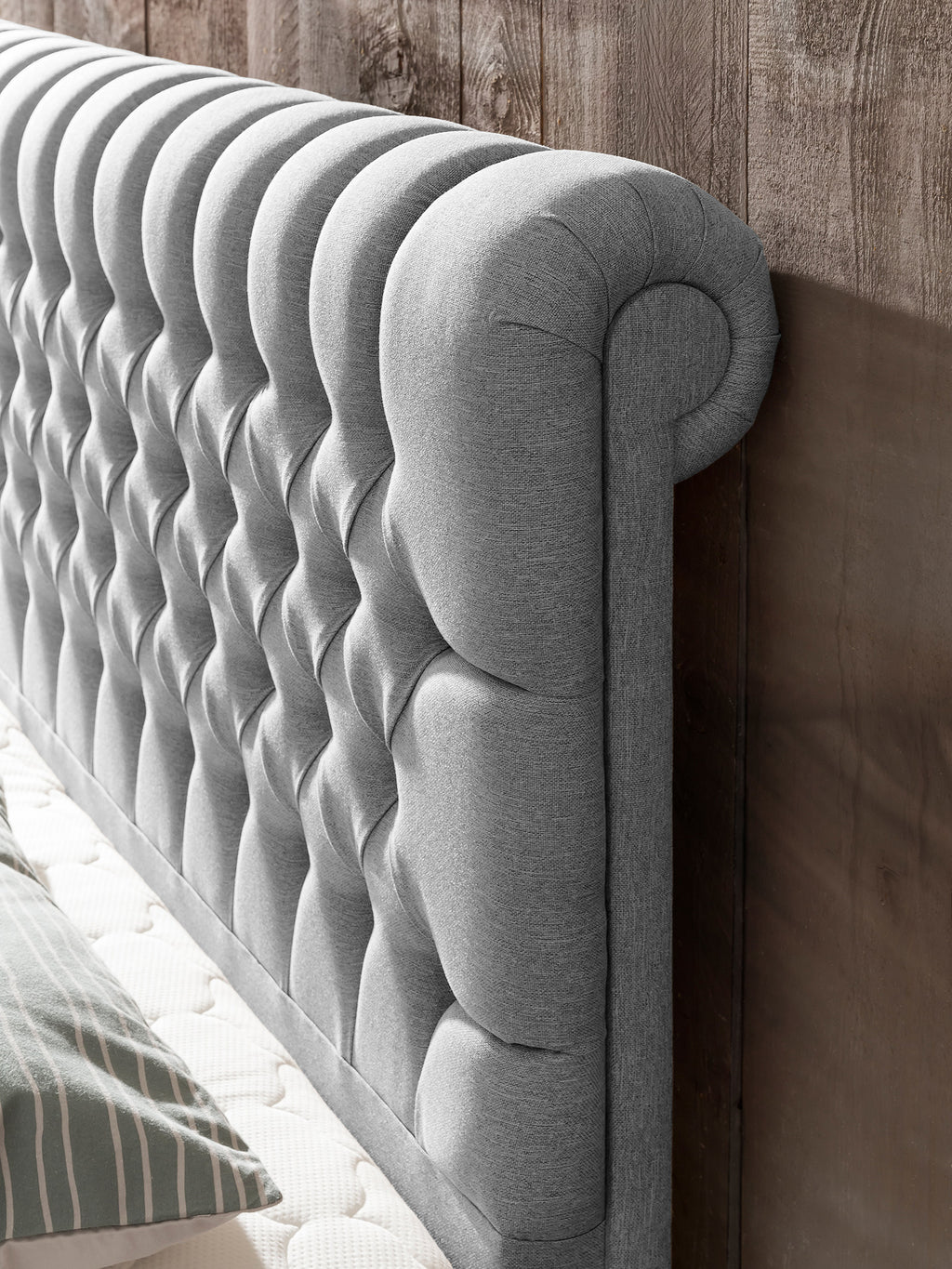 Webstoff Boxspringbett mit Stauraum Hellgrau CHESTER