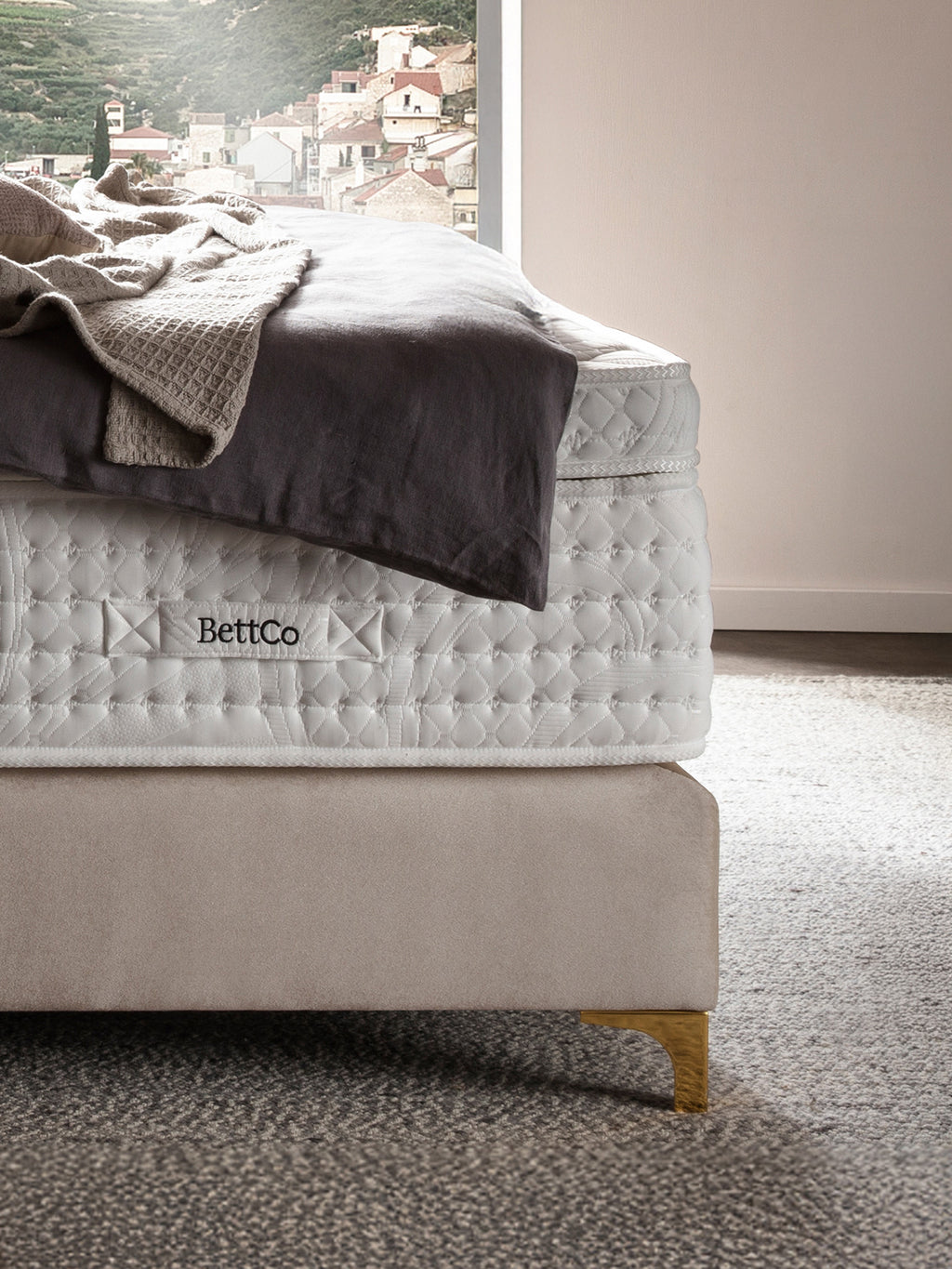 Samt Boxspringbett Beige KANSAS