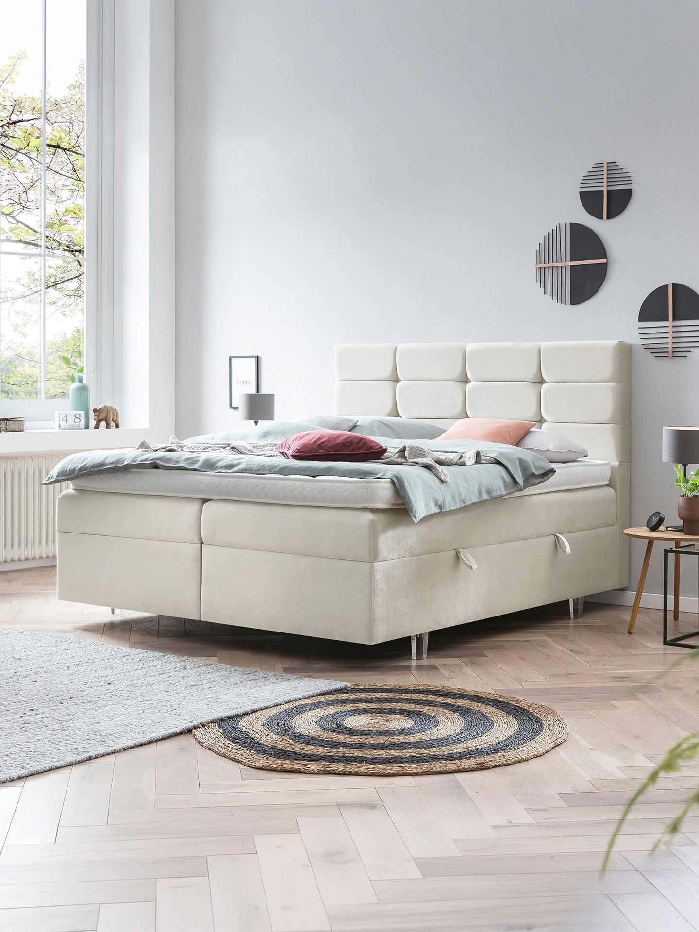 Samt Boxspringbett mit Stauraum Creme KANSAS