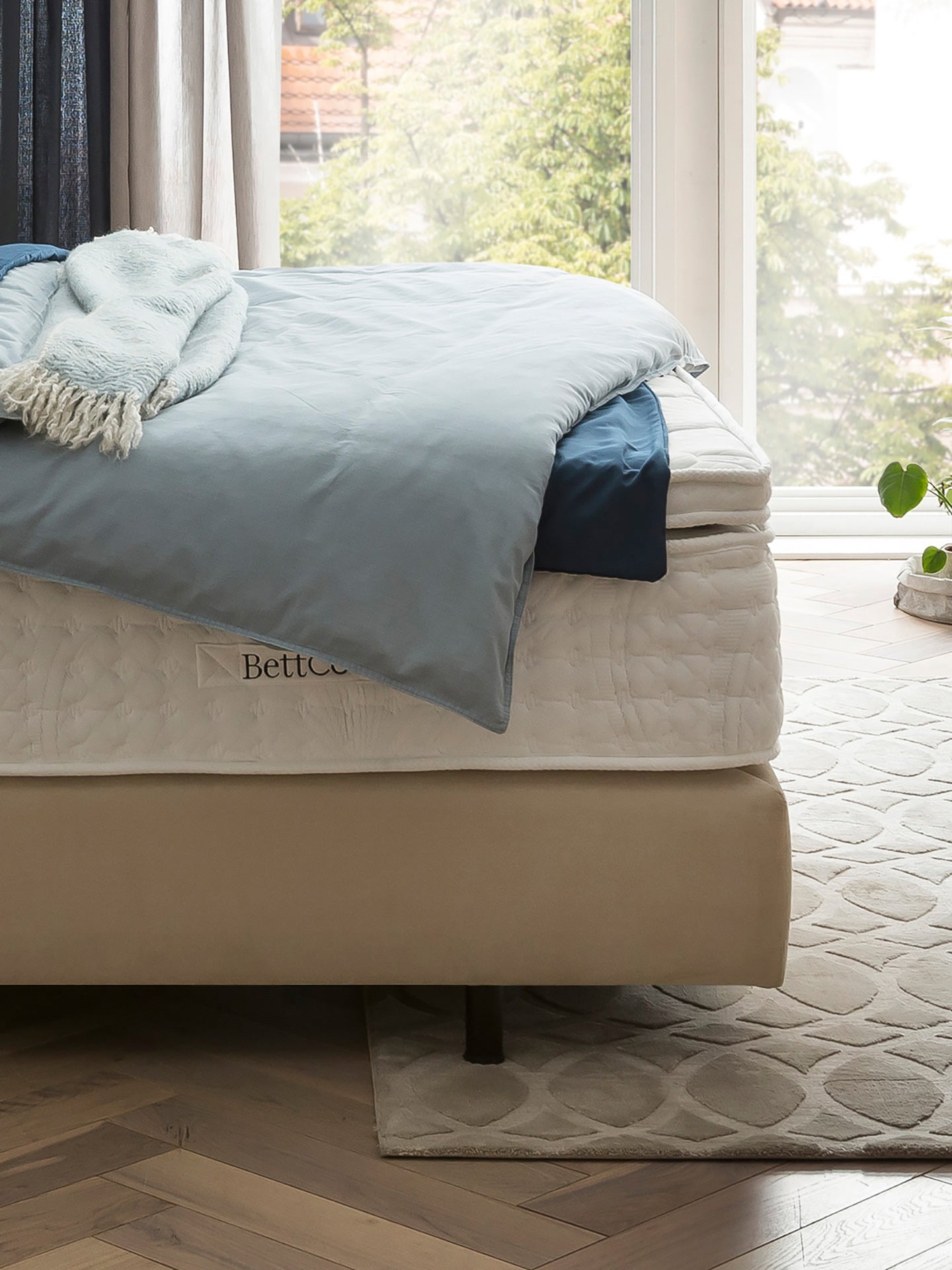 Samt Boxspringbett Beige LISBON