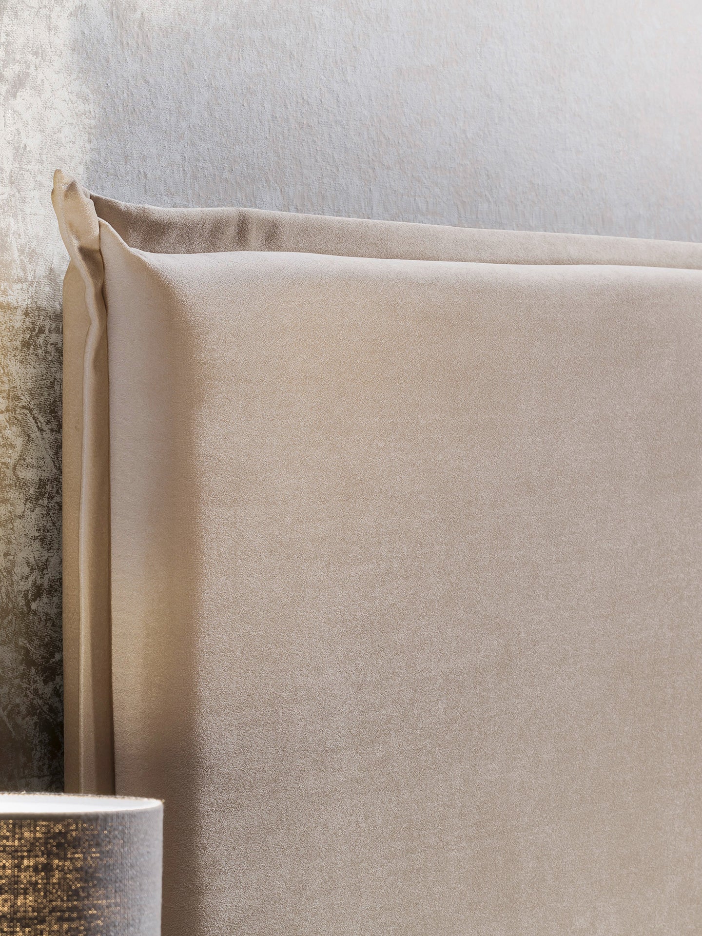 Samt Boxspringbett Beige LONDON