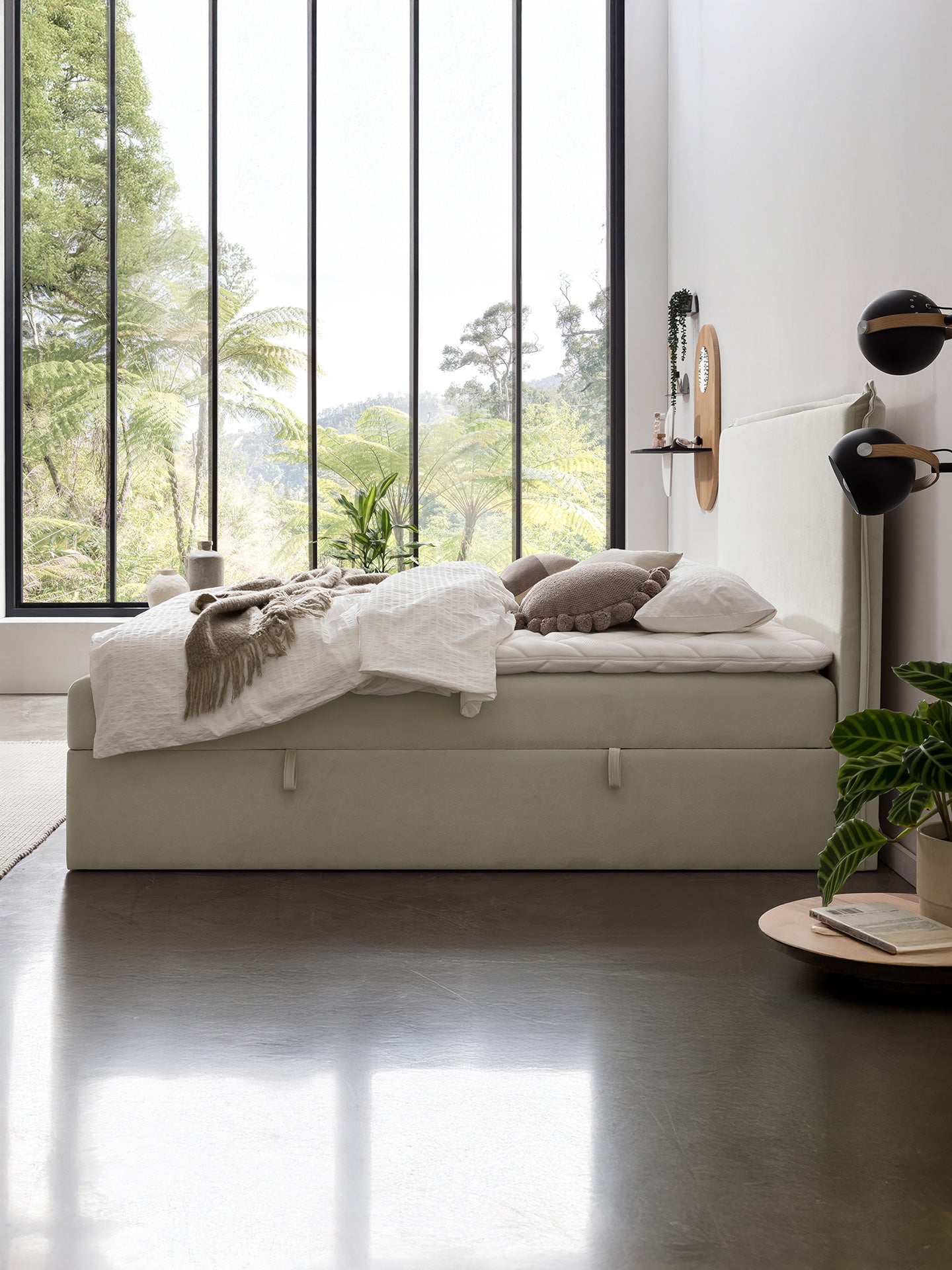 Samt Boxspringbett mit Stauraum Creme LONDON