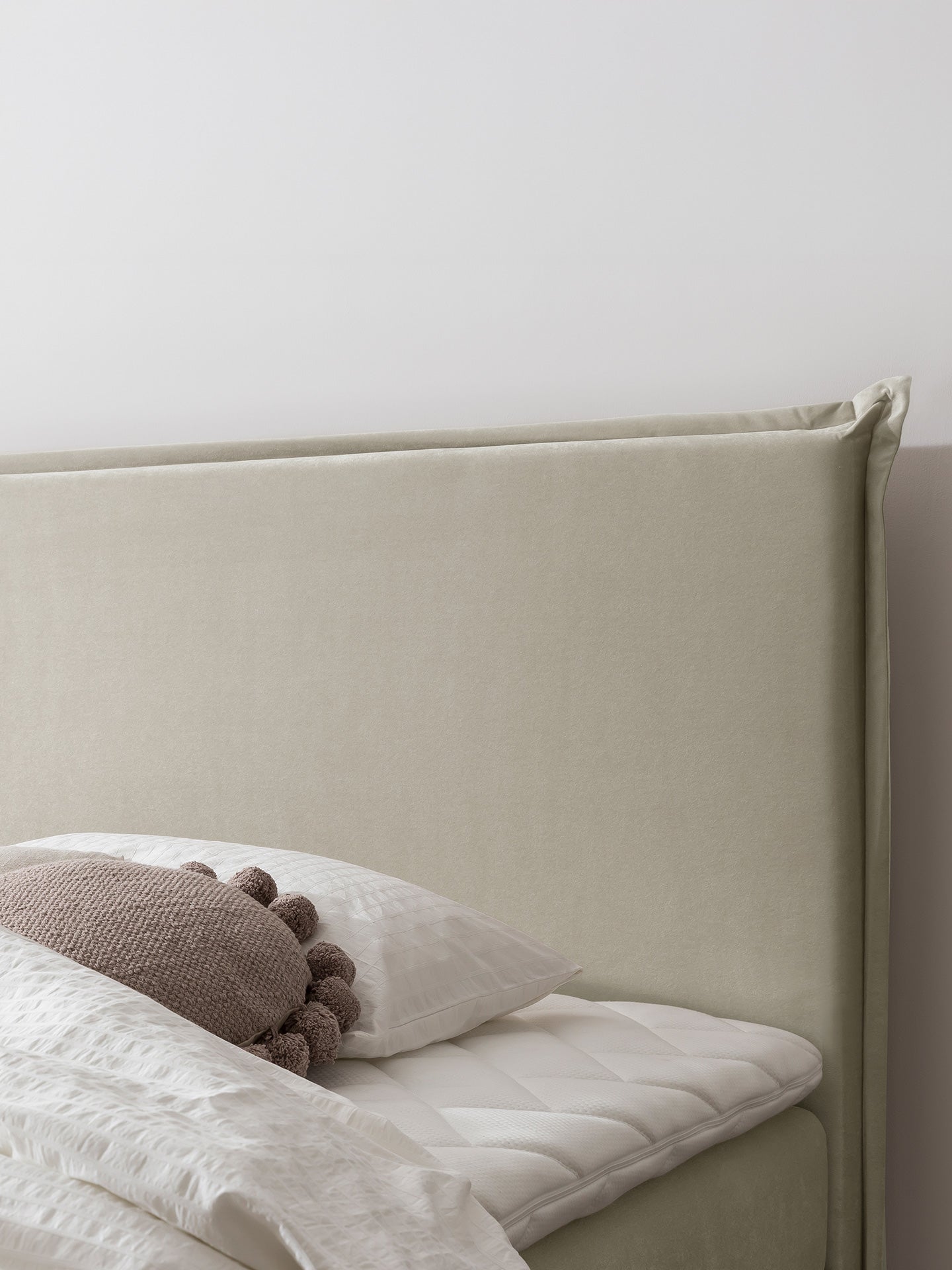 Samt Boxspringbett mit Stauraum Creme LONDON