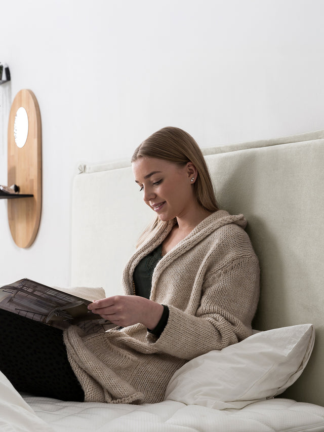 Samt Boxspringbett mit Stauraum Creme LONDON