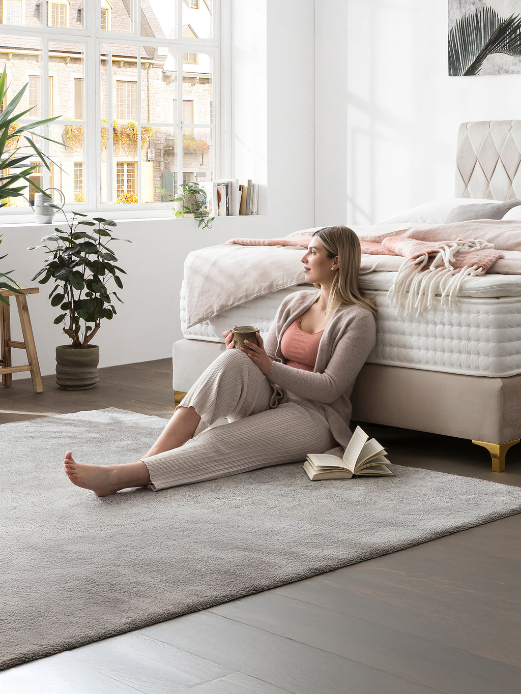 Samt Boxspringbett Beige LYON