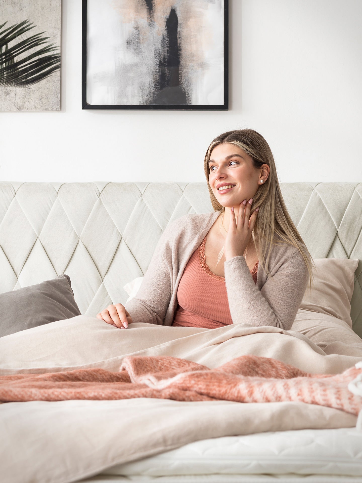 Samt Boxspringbett Creme LYON