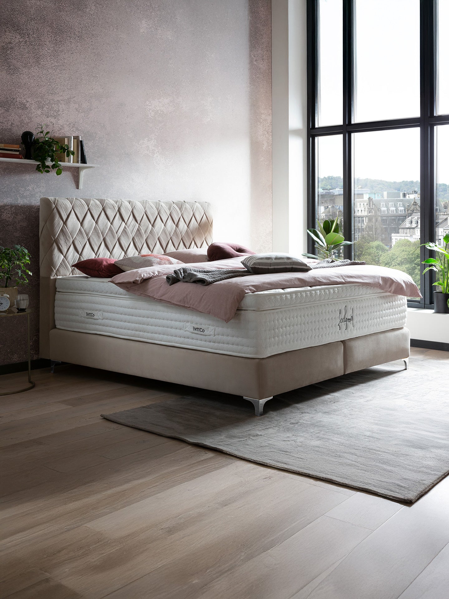 Velours Boxspringbett Creme LYON