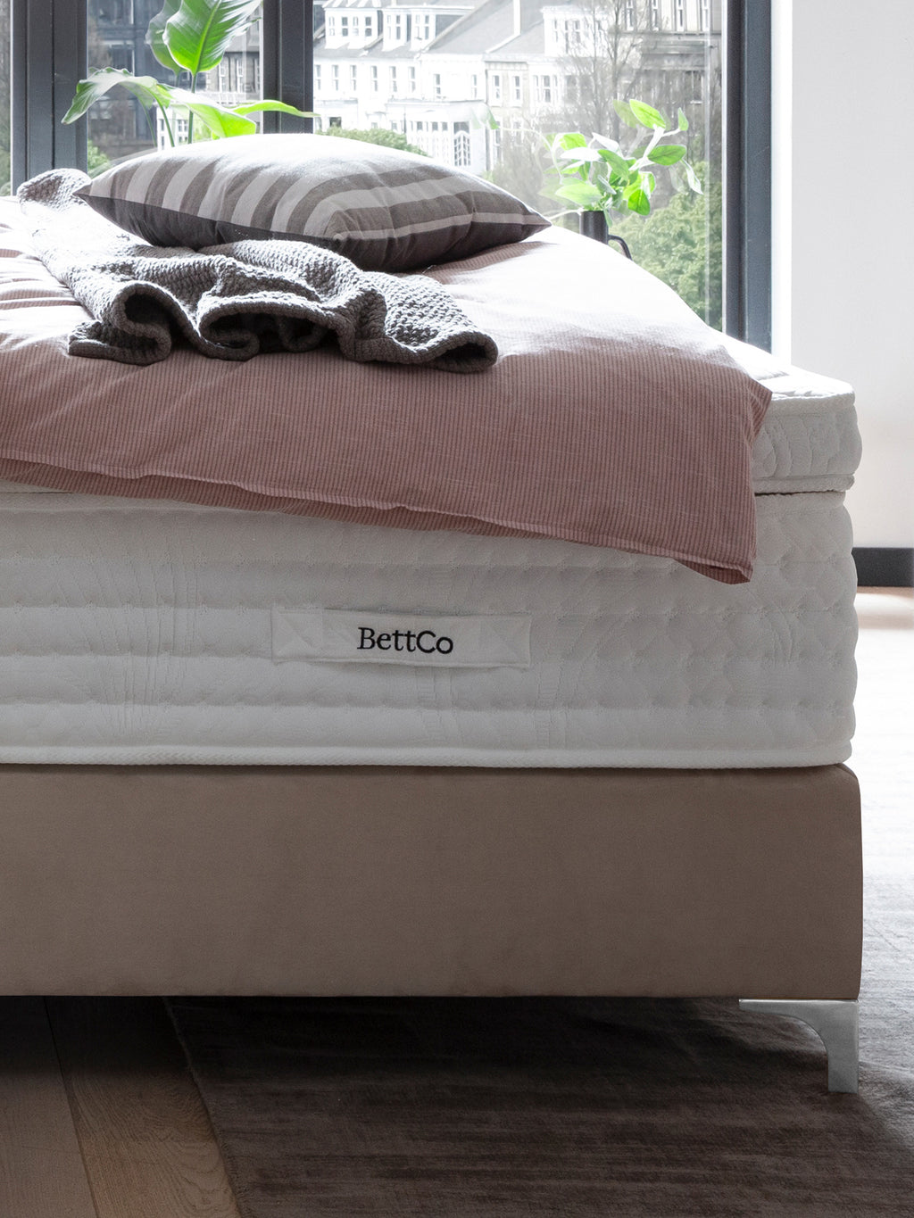 Velours Boxspringbett Creme LYON