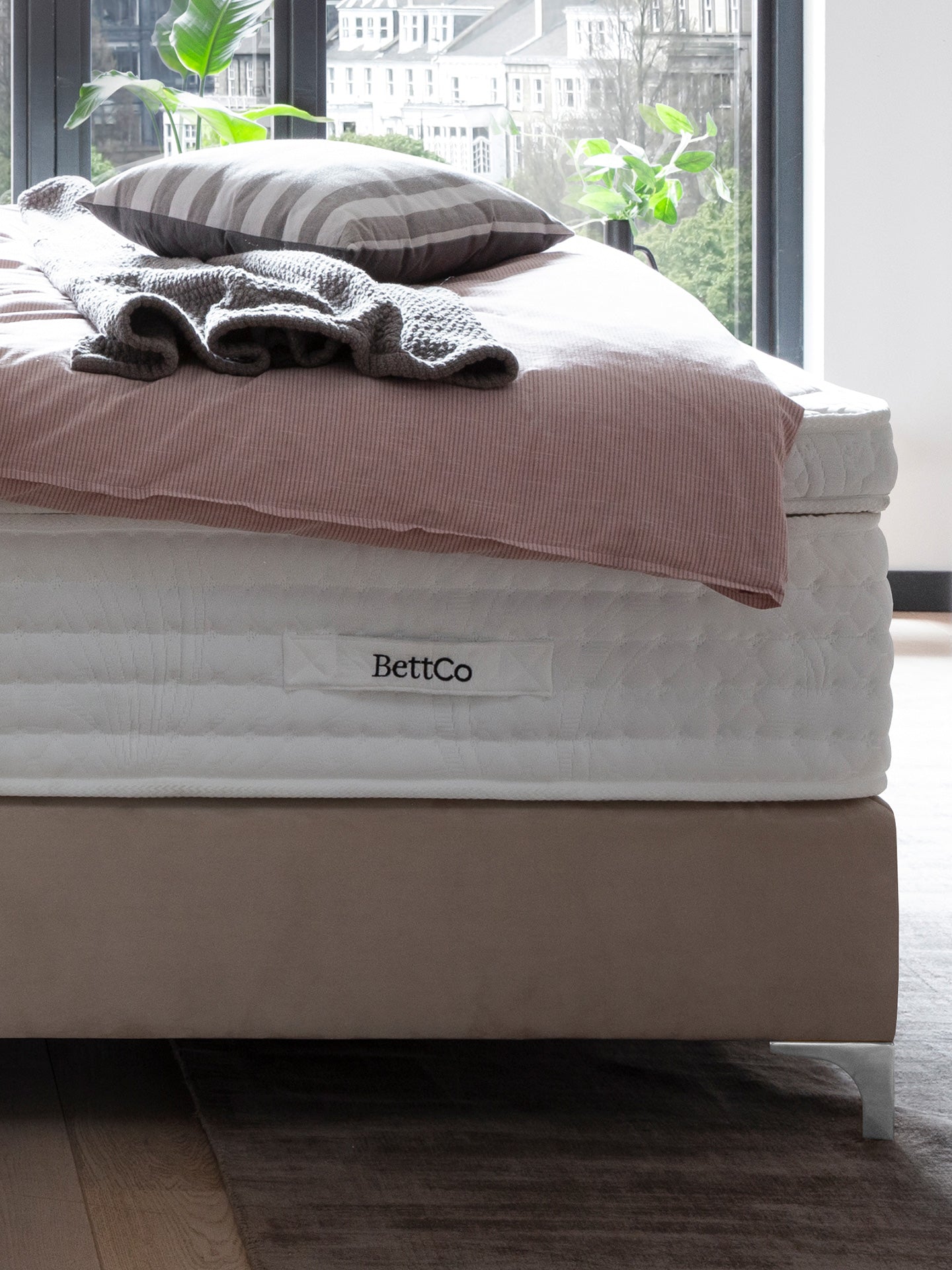 Velours Boxspringbett Creme LYON