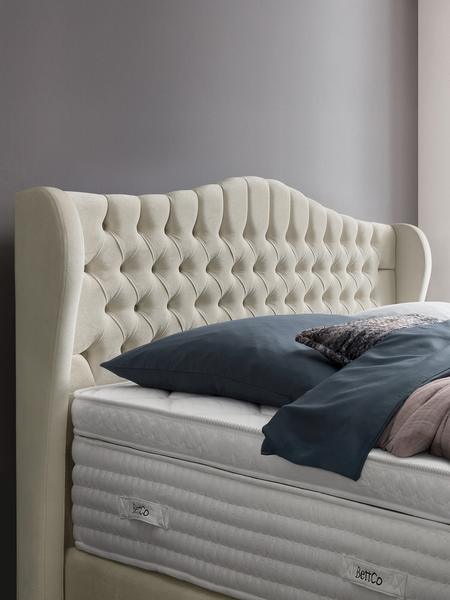 Samt Boxspringbett Creme MAISON