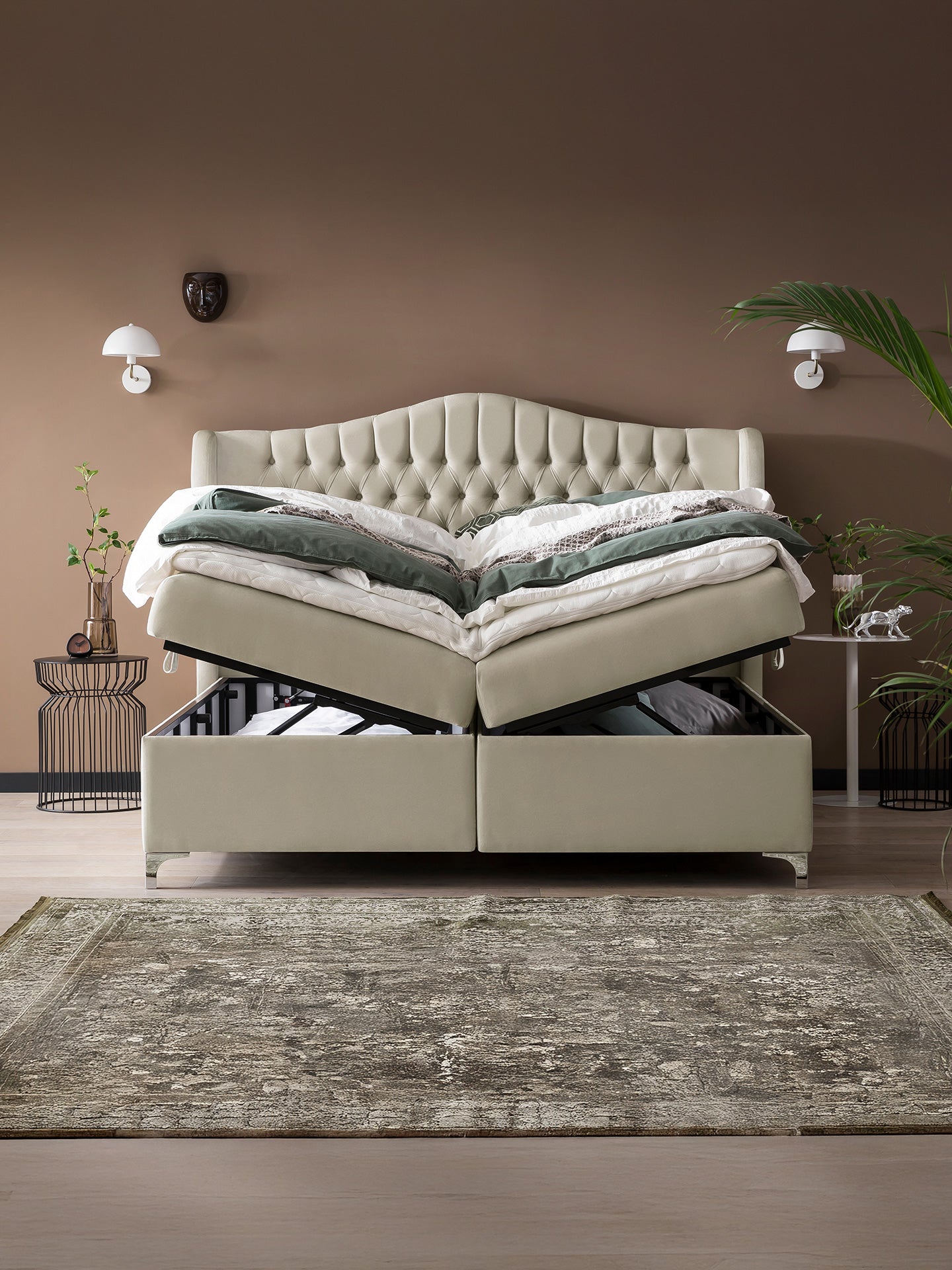 Samt Boxspringbett mit Stauraum Creme MAISON