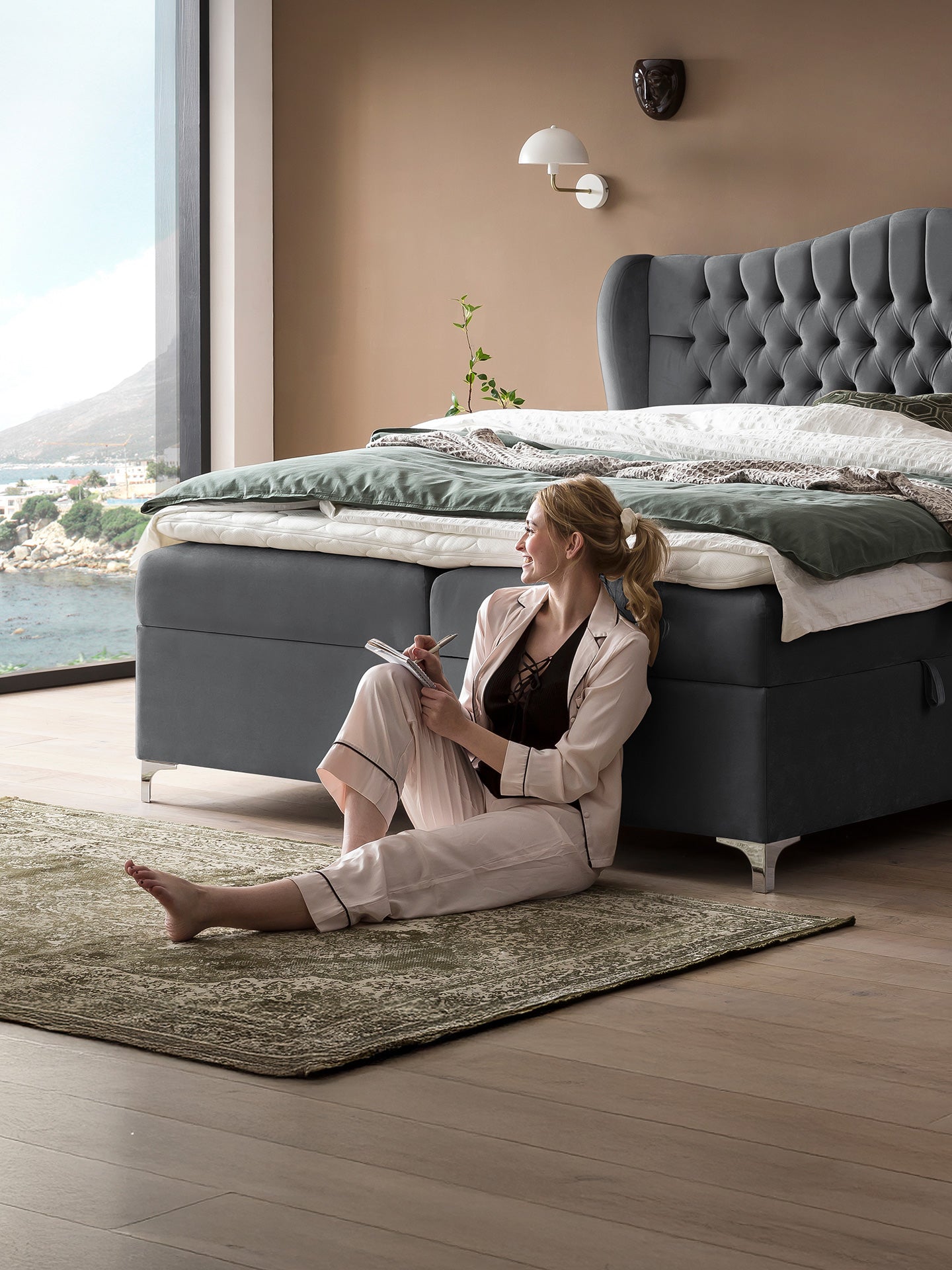 Samt Boxspringbett mit Stauraum Dunkelgrau MAISON