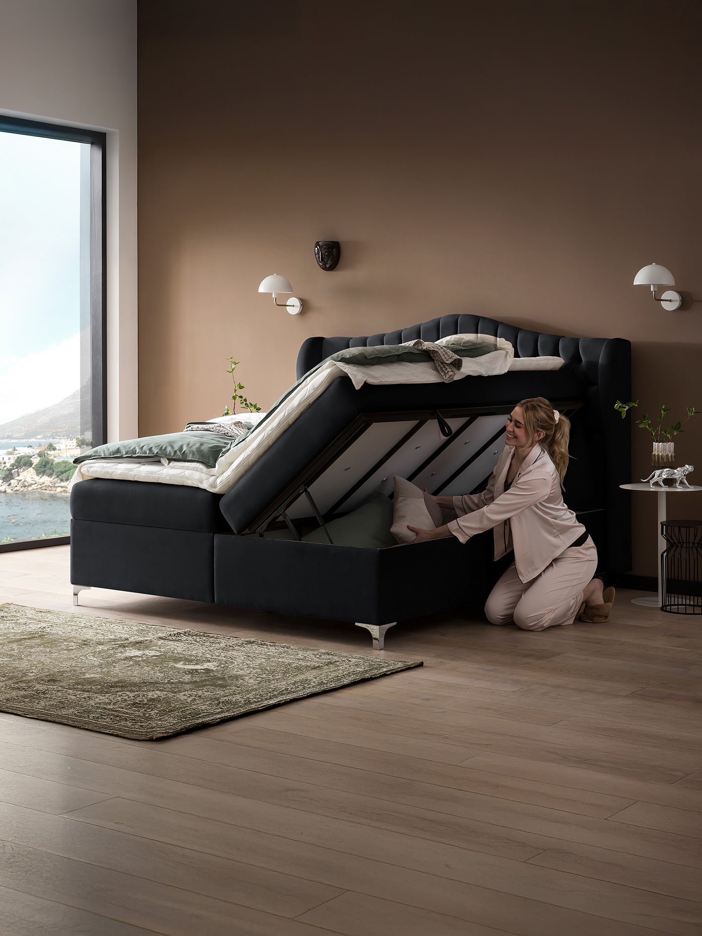 Samt Boxspringbett mit Stauraum Schwarz MAISON