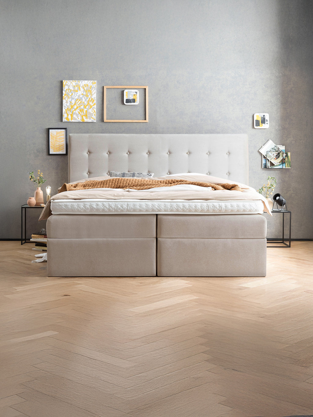 Samt Boxspringbett mit Stauraum Beige MILANO