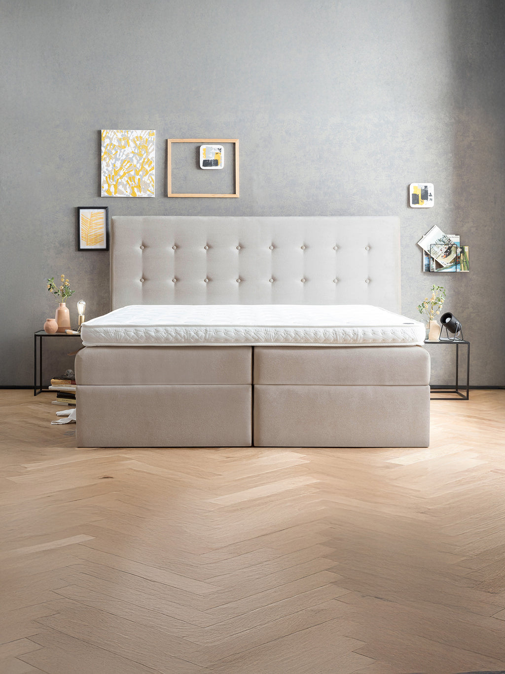 Samt Boxspringbett mit Stauraum Beige MILANO