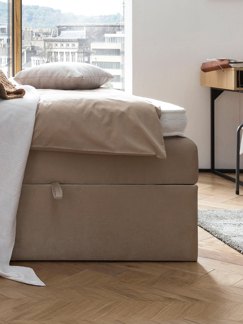 Samt Boxspringbett mit Stauraum Beige MILANO