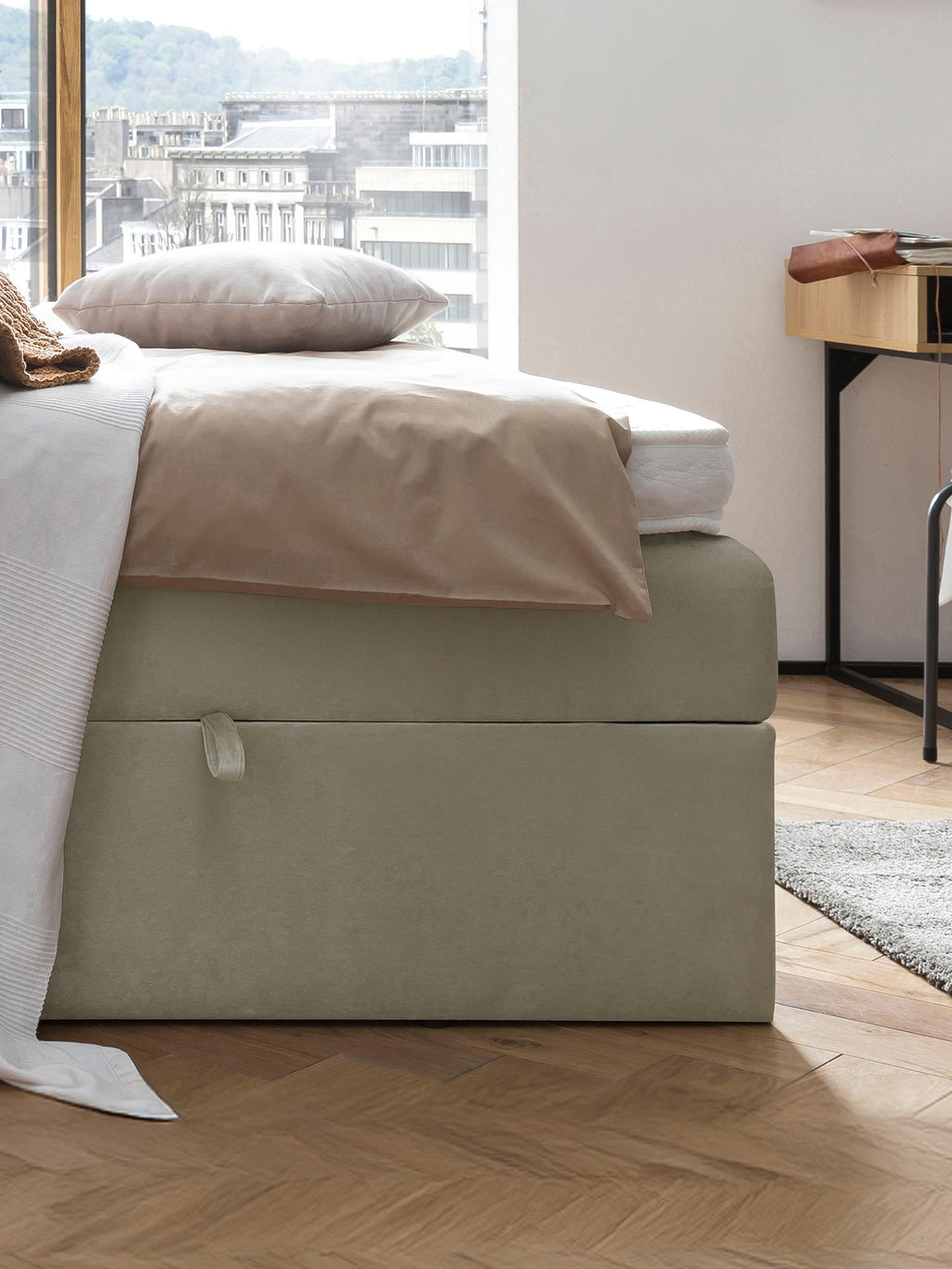Samt Boxspringbett mit Stauraum Creme MILANO