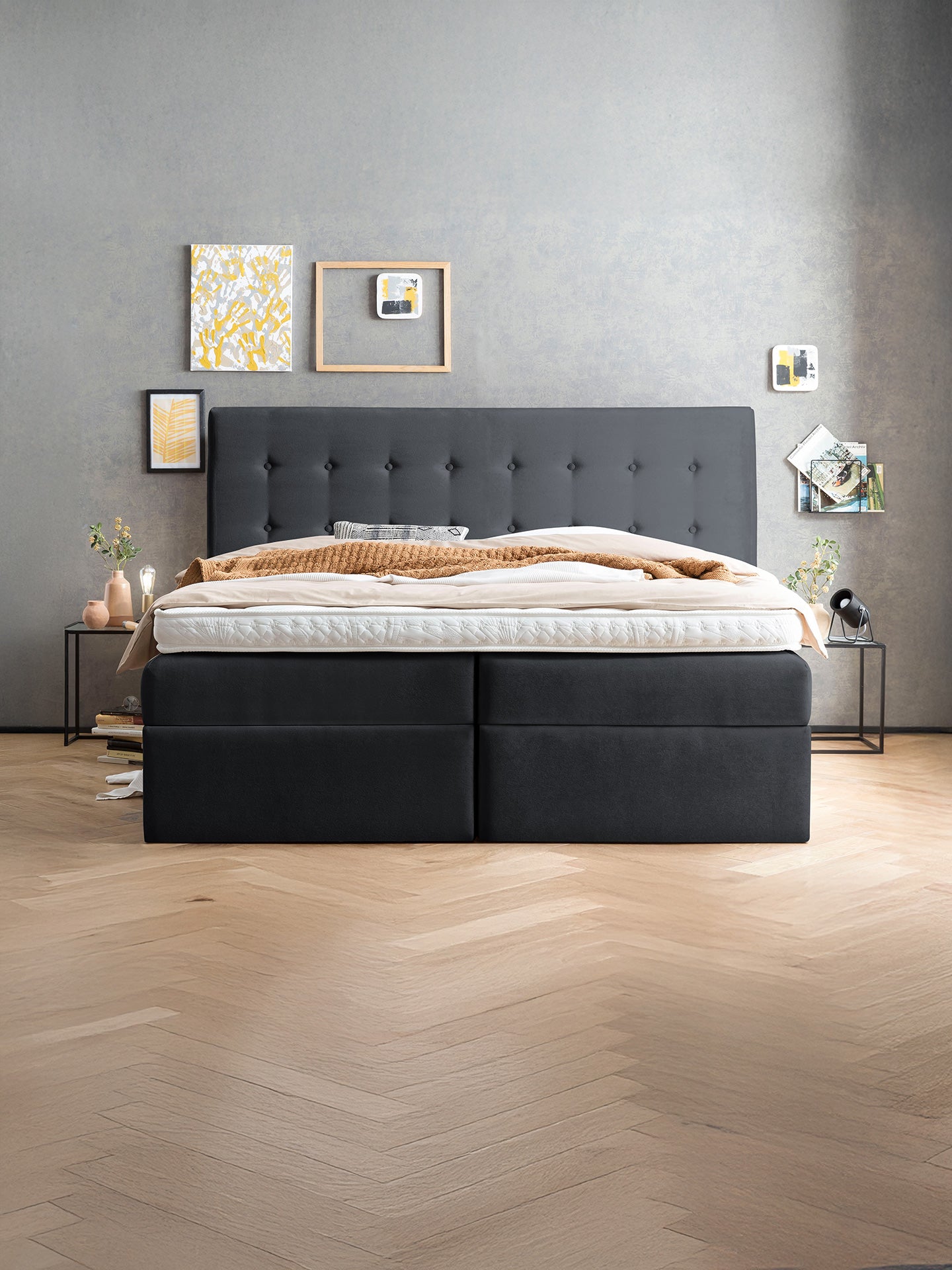 Samt Boxspringbett mit Stauraum Schwarz MILANO