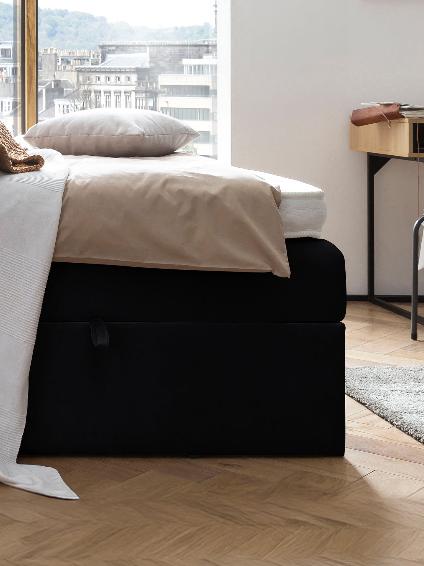 Samt Boxspringbett mit Stauraum Schwarz MILANO