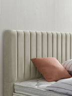 Samt Boxspringbett Creme PARIS
