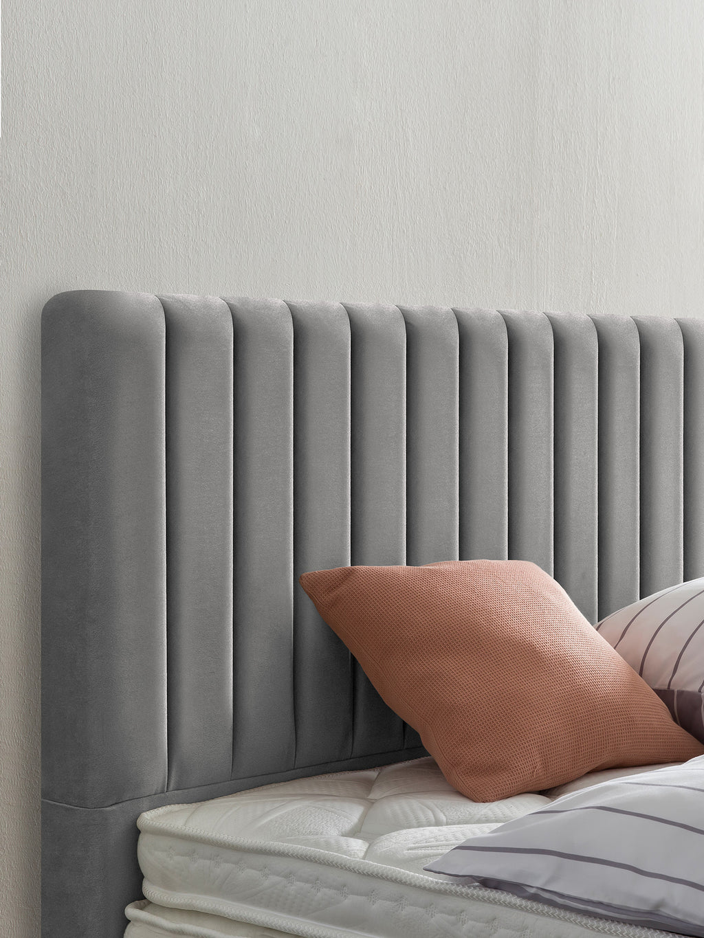 Samt Boxspringbett Grau PARIS