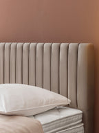 Velours Boxspringbett Taupe PARIS