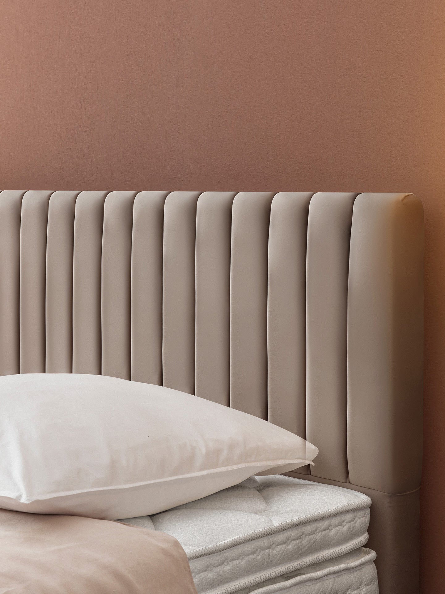 Velours Boxspringbett Taupe PARIS