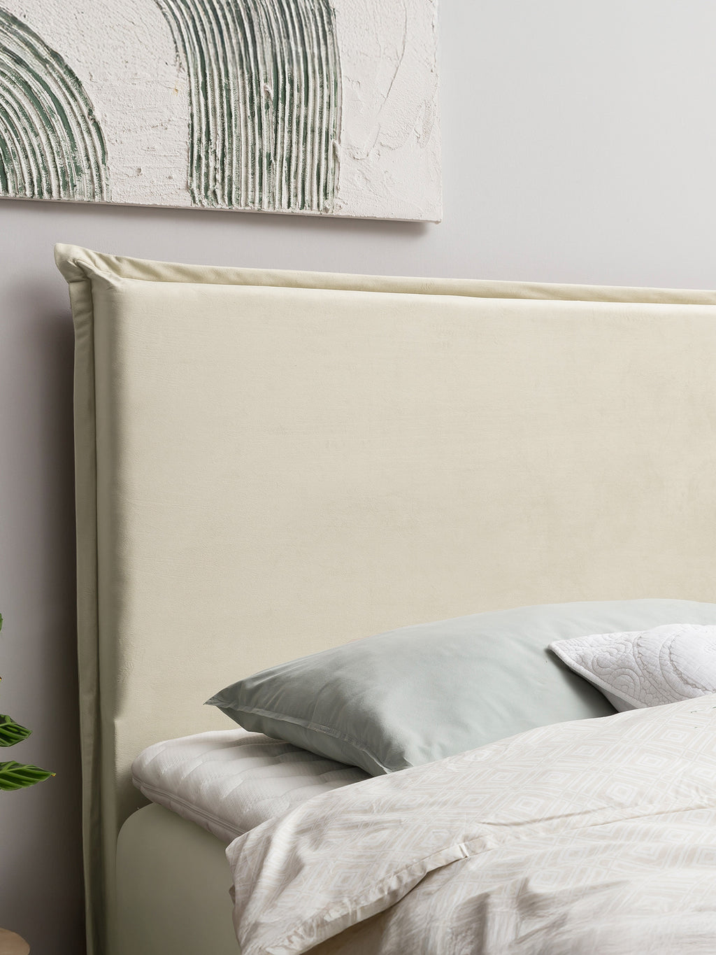 Velours Boxspringbett mit Stauraum Creme LONDON