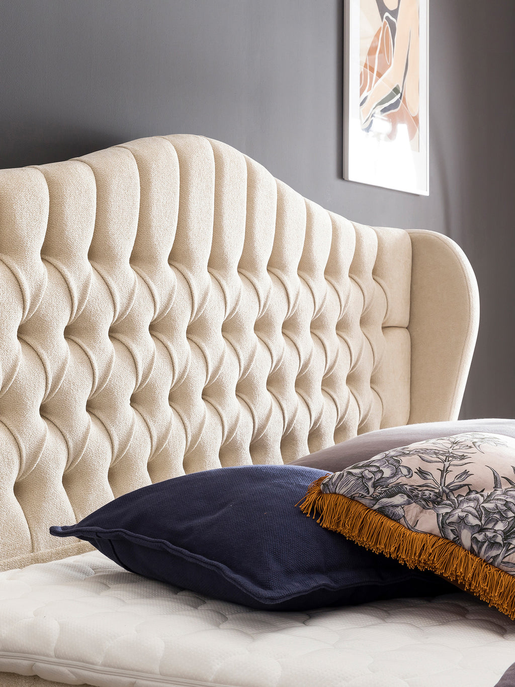 Teddy-Bouclé Boxspringbett mit Stauraum Creme MAISON