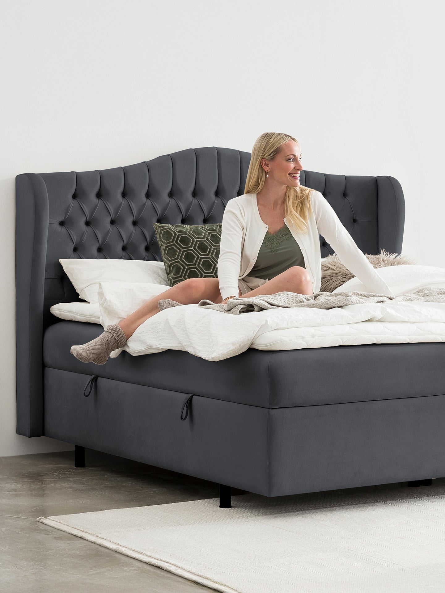 Velours Boxspringbett mit Stauraum Schwarz MAISON